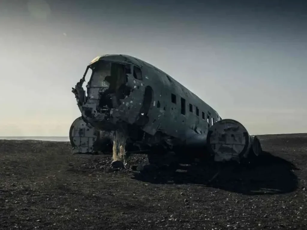Cultural Interpretations of Plane Crash Dreams